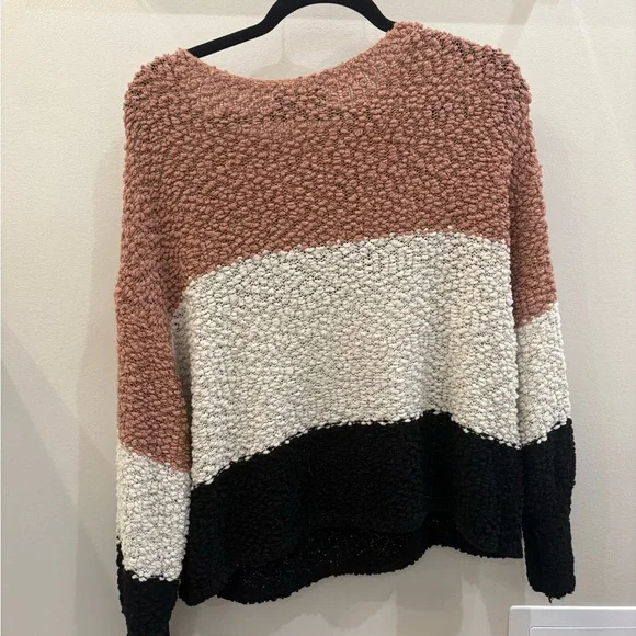 Lulu's Dusty Rose, White & Black Colorblock Crewneck Sweater - Picture 4 of 4